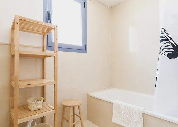 Blue Fin Apartment *