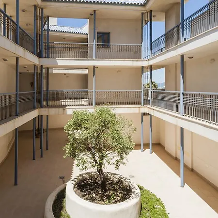 Blue Fin Apartment