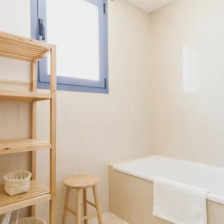 Blue Fin Apartment *
